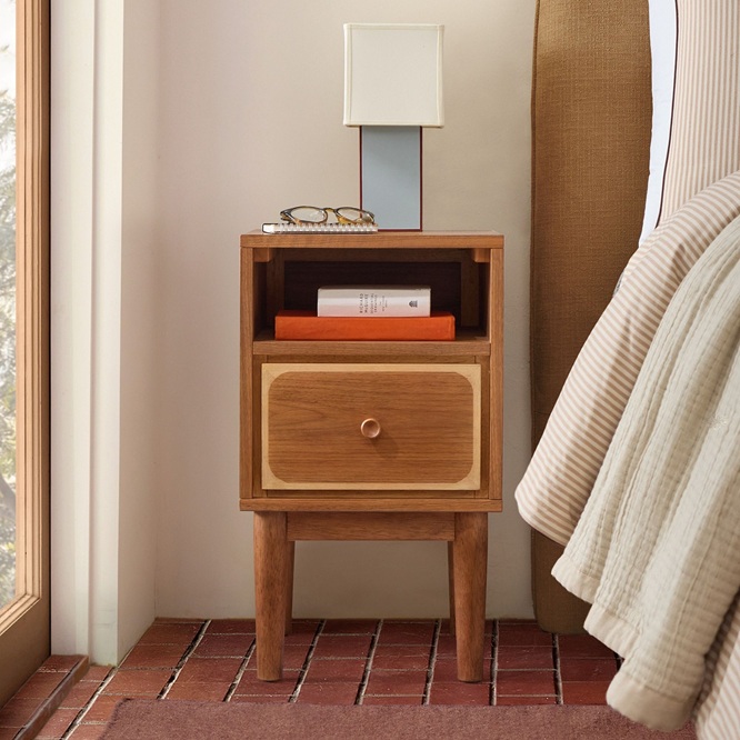 Ekhaya Chamberlain Solid Wood Nightstand 35cm