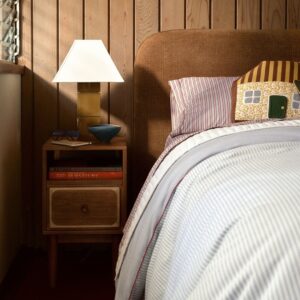 Ekhaya Chamberlain Solid Wood Nightstand 35cm