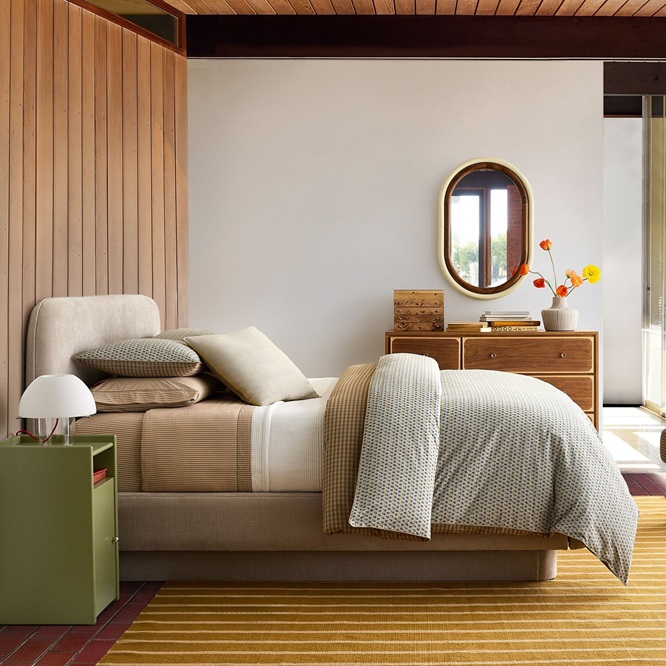 Nora Curved Platform Bed