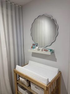 Naomi Change Table