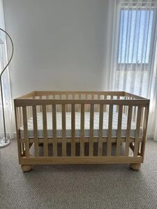 Veylo Baby Cot