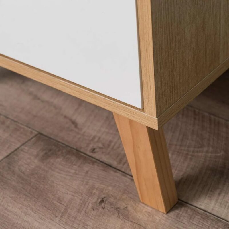Naomi Night Stands