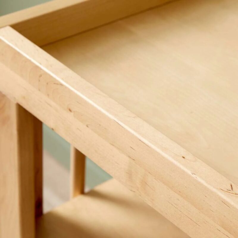 Naomi Change Table
