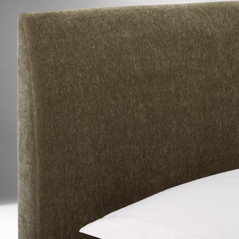 Luxe Bed – Metal Leg